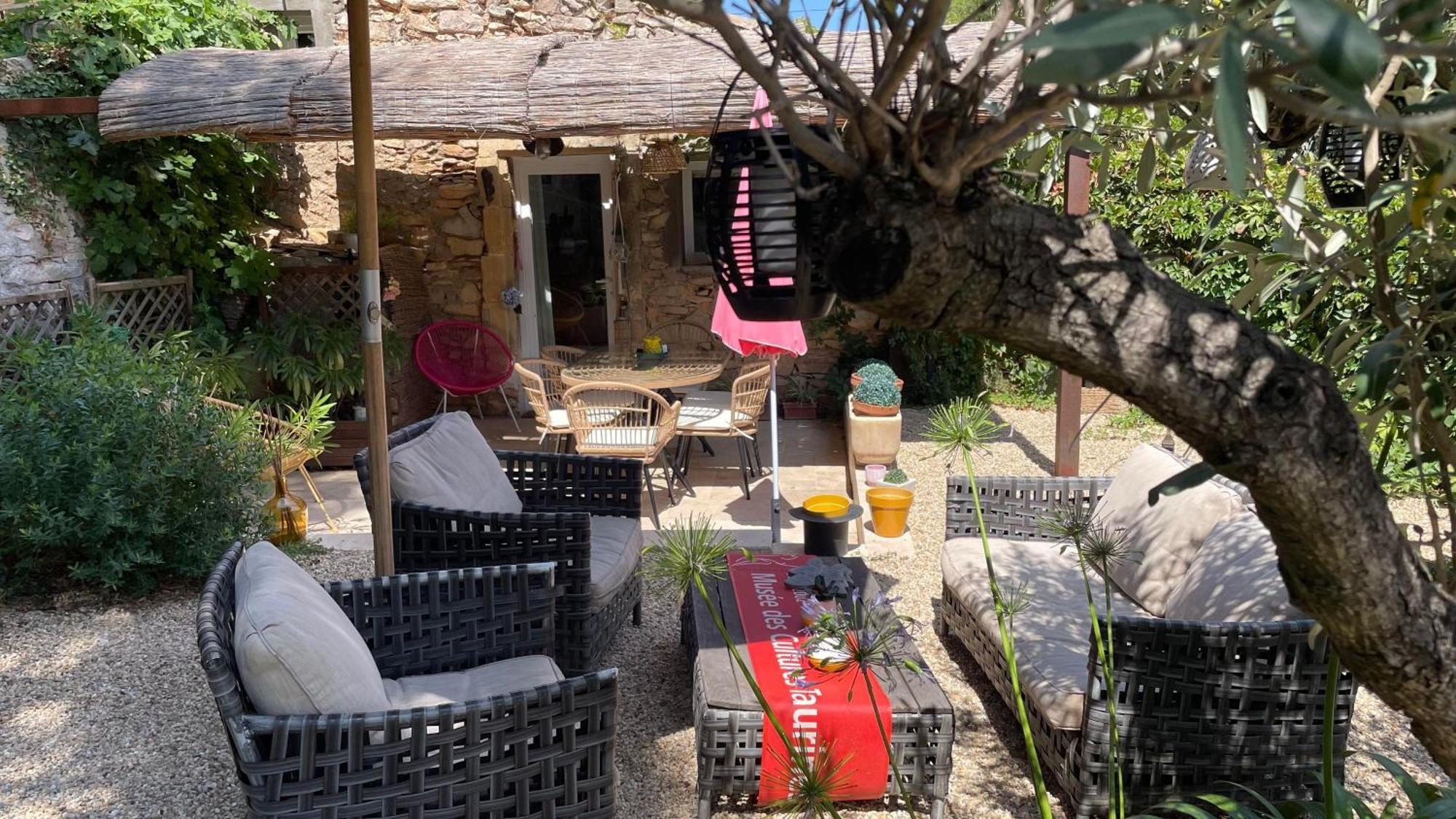 Jolie Annexe Du Mas Dans Le Coeur De La Garrigue Nimoise Villa Ним Екстериор снимка