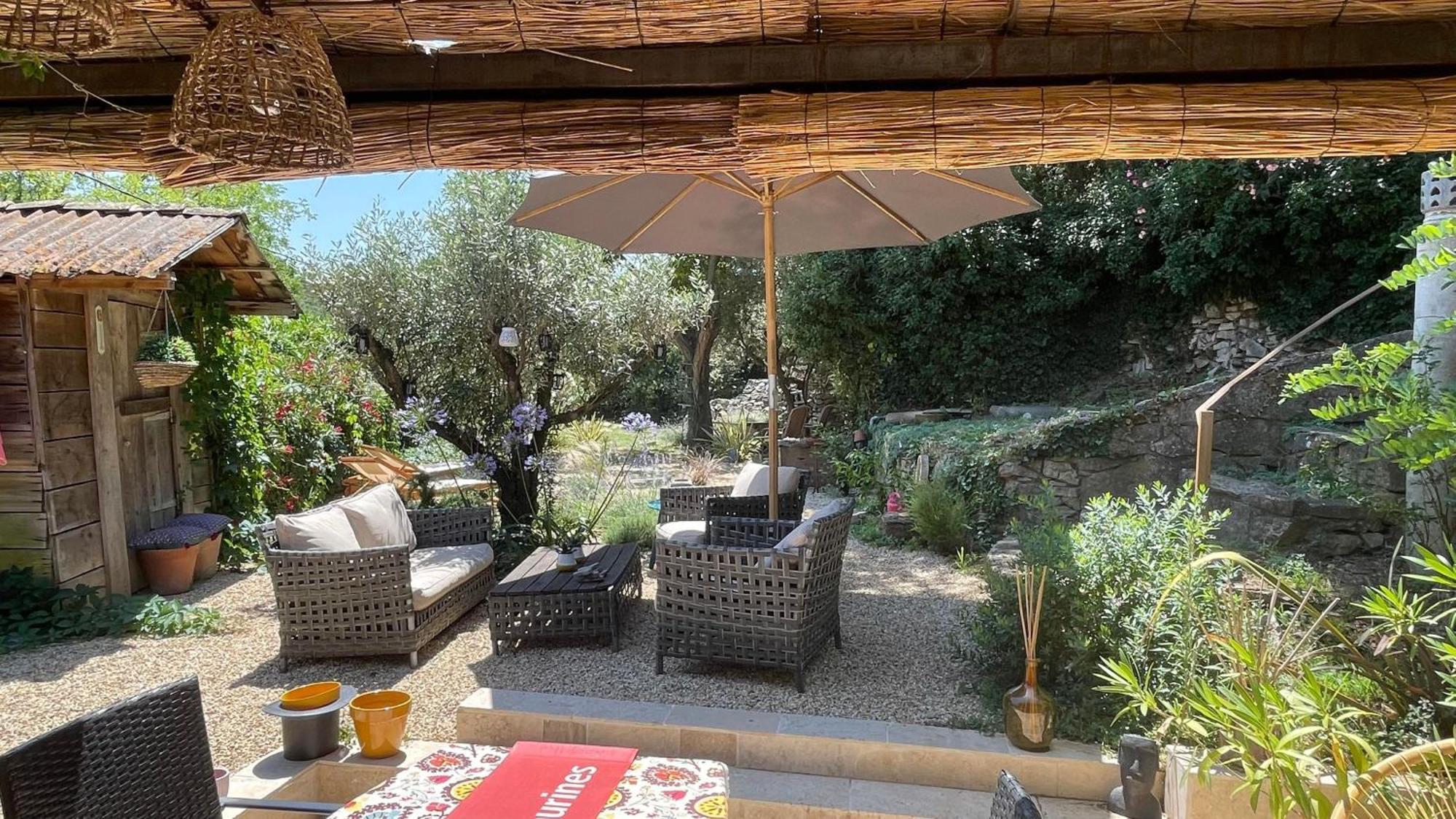 Jolie Annexe Du Mas Dans Le Coeur De La Garrigue Nimoise Villa Ним Екстериор снимка