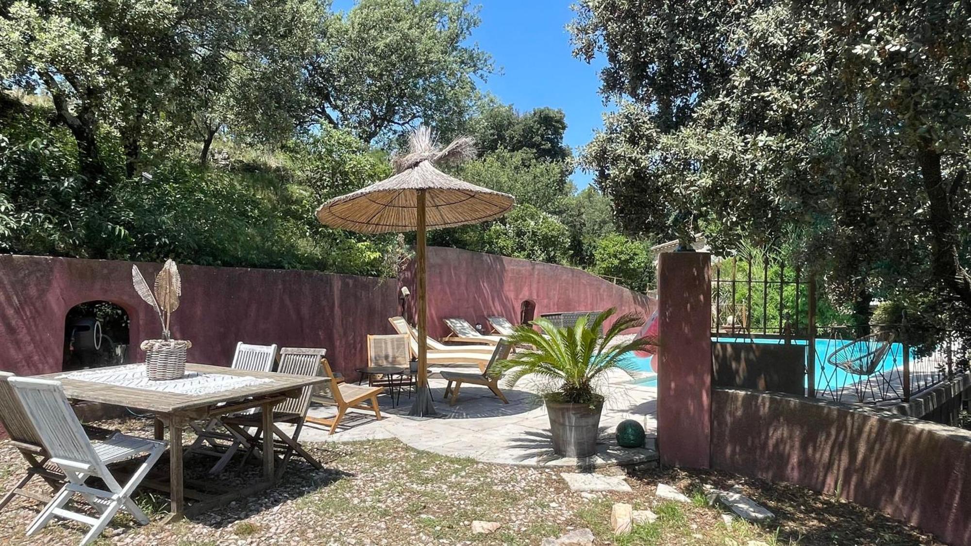 Jolie Annexe Du Mas Dans Le Coeur De La Garrigue Nimoise Villa Ним Екстериор снимка